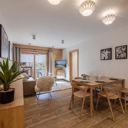 Bel Moderne, 2 Chambres, Au Centre De Morzine, Proche Des Pistes, Parking Et Wifi - Fr-1-754-87 * Morzine